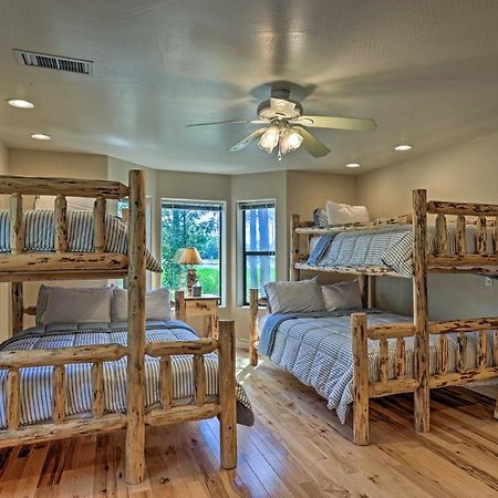 Serene Lakeside Cabin With Decks And Edler Lake Views! Pinetop-Lakeside Ngoại thất bức ảnh