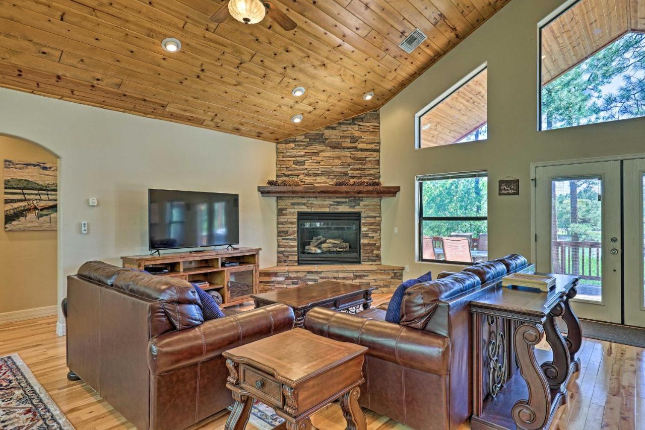 Serene Lakeside Cabin With Decks And Edler Lake Views! Pinetop-Lakeside Ngoại thất bức ảnh